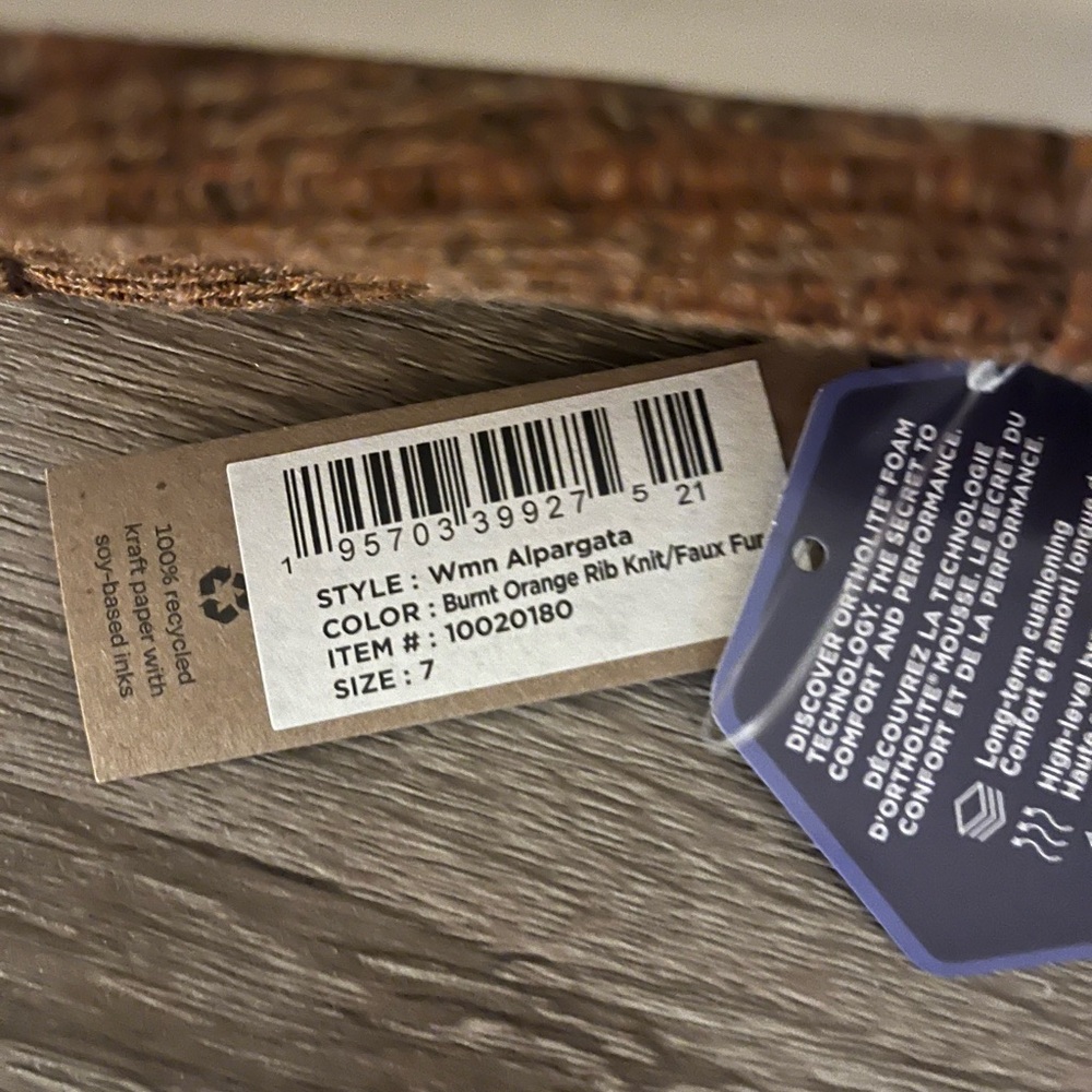 TOMS Women's Tan Textured Loafers - Picture 11 of 12
